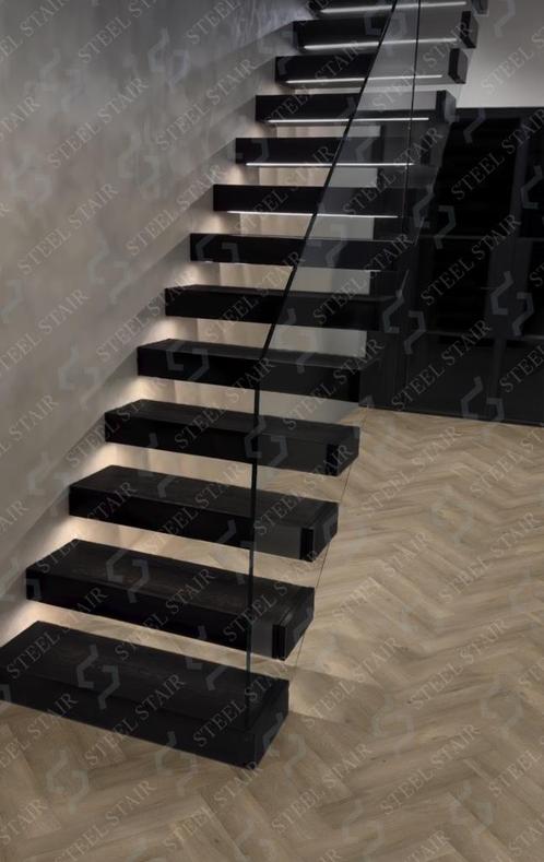 Stalen trappen, leuningen & balustrades - De beste prijs!, Doe-het-zelf en Bouw, Ladders en Trappen, Nieuw, Trap, 2 tot 4 meter