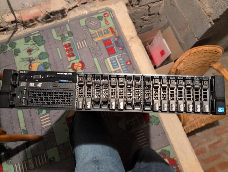 Dell PowerEdge R720, Computers en Software, Servers, Zo goed als nieuw, 2 tot 3 Ghz, 128 GB, Hot swappable onderdelen, Ophalen