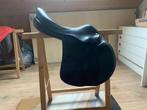 Zwarte Equipe 17 inch, Animaux & Accessoires, Chevaux & Poneys | Selles, Enlèvement, Utilisé, Obstacle