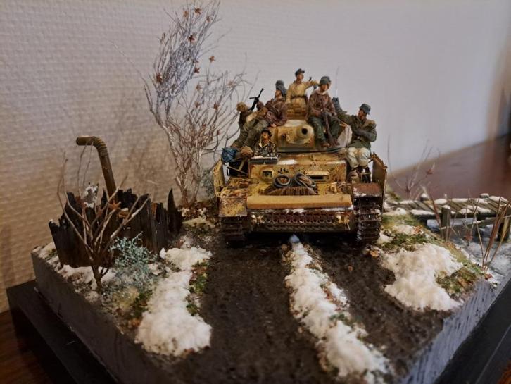 Ik zoek 1/32, 1/35 onderdelen om diorama's te bouwen, Hobby en Vrije tijd, Modelbouw | Figuren en Diorama's, Figuur of Figuren