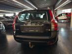 Volvo V50 1.6 D2 R-design (bj 2011), Auto's, Volvo, Euro 5, 1380 kg, Gebruikt, Zwart