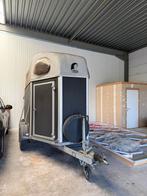 Cheval Liberte, Dieren en Toebehoren, Paarden en Pony's | Trailers en Aanhangwagens, Ophalen, Gebruikt, Hout, 2-paards trailer