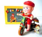 Speelgoed:  fietsende jongen, Antiek en Kunst, Verzenden