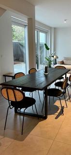 Maison Du Monde zwarte houten tafel met stoelen, Huis en Inrichting, Tafels | Eettafels, Ophalen of Verzenden, Zo goed als nieuw