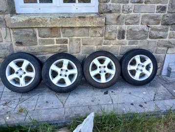 Yaris mk1 175 65 r14 82T beschikbaar voor biedingen