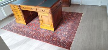Mooi groot Engels bureau, ´face-to-face´ te koop beschikbaar voor biedingen