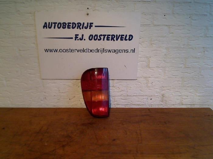 Feu arrière gauche d'un Volkswagen Caddy, Autos : Pièces & Accessoires, Éclairage, Volkswagen, Utilisé, 3 mois de garantie, Enlèvement ou Envoi