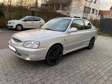 Hyundai Accent essence faible 109.000km car pass