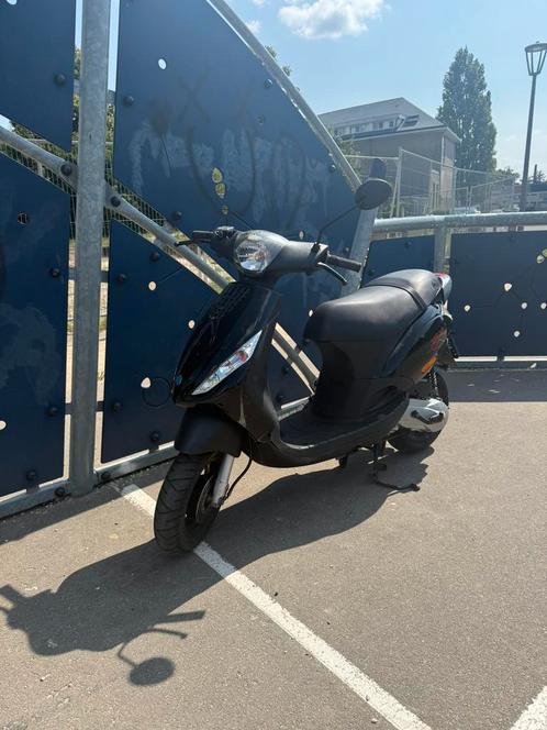 Zip 2t A, Fietsen en Brommers, Scooters | Piaggio, Nieuw, Zip, Klasse A (25 km/u), Benzine, Ophalen