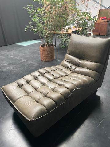 long chair als nieuw beschikbaar voor biedingen
