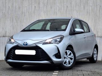 Toyata Yaris 1.i/HYBRIDE/AUTOMATISCHE VERSNELLINGSBAK/TOYOTA, Auto's, Toyota, Automaat, Parkeercamera, Euro 6, Bedrijf