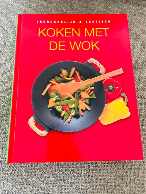 Koken met de wok, Boeken, Kookboeken, Zo goed als nieuw, Voorgerechten en Soepen, Hoofdgerechten, Taart, Gebak en Desserts, Azië en Oosters