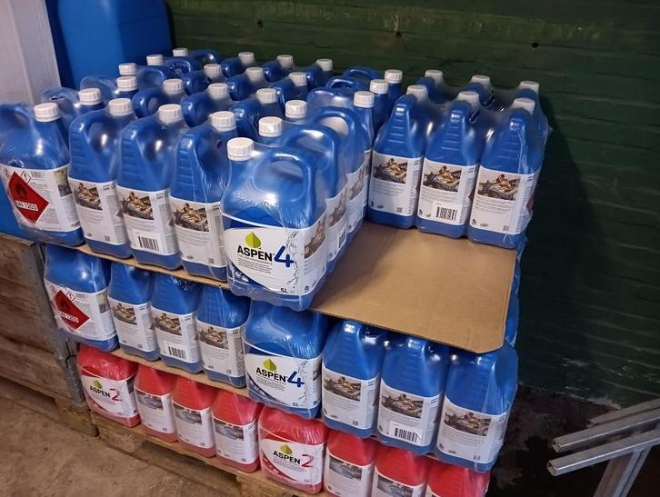 Aabieding: aspen 4 of aspen 2, Zakelijke goederen, Machines en Bouw | Pompen en Compressoren, Ophalen