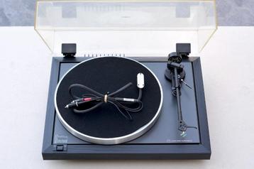 Linn Axis draaitafel met Basik Plus Arm en John van Gent int beschikbaar voor biedingen