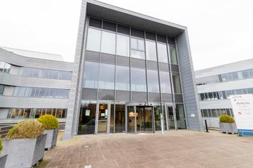 Bureau à Ottignies-Louvain-La-Neuve Louvain-La-Neuve, 2961 m², Autres types