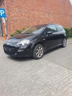 Fiat punto evo 1.2 benzine van 2012, Auto's, Voorwielaandrijving, Euro 5, Stof, Zwart