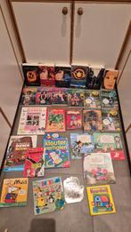 Hunger games, vampire diaries, #likeme, MrBean, Bumba, Ophalen of Verzenden, Gelezen