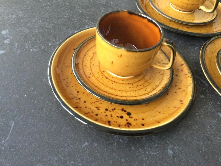 Lot de vaisselle Boch Palma ( La Louvière), Antiquités & Art, Antiquités | Services (vaisselle) pièces, Enlèvement