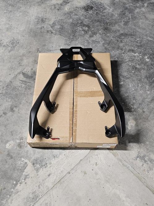Accessoires YAMAHA Xmax 2024 (Support + platine + bulle), Motoren, Onderdelen | Yamaha, Nieuw, Ophalen