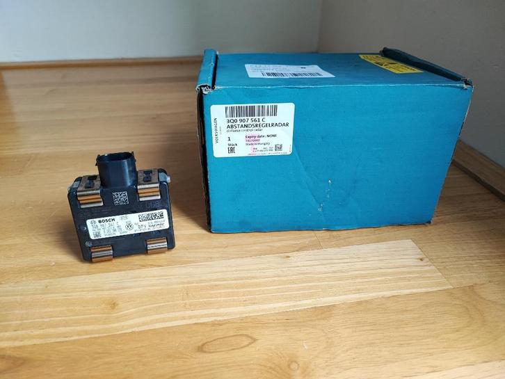 Vw Passat/skoda superb Afstands controle radar. (Origineel!), Auto-onderdelen, Elektronica en Kabels, Volkswagen, Skoda, Gebruikt