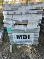 MBI gevelstenen, Doe-het-zelf en Bouw, Ophalen, Zo goed als nieuw