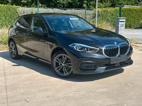 BMW 116i Sport Line – 2022 – 29.000 km – BTW aftrekbaar, Auto's, BMW, Particulier, Te koop, 1 Reeks, Cruise Control, Radio, Sportstoelen