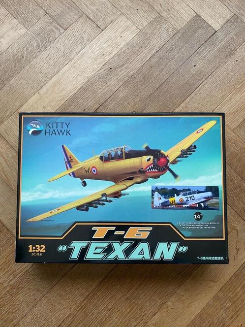 TEXAN T6 - BELGIAN AIR FORCE - 1/32, Hobby & Loisirs créatifs, Modélisme | Avions & Hélicoptères, Neuf, Avion, Plus grand que 1:72