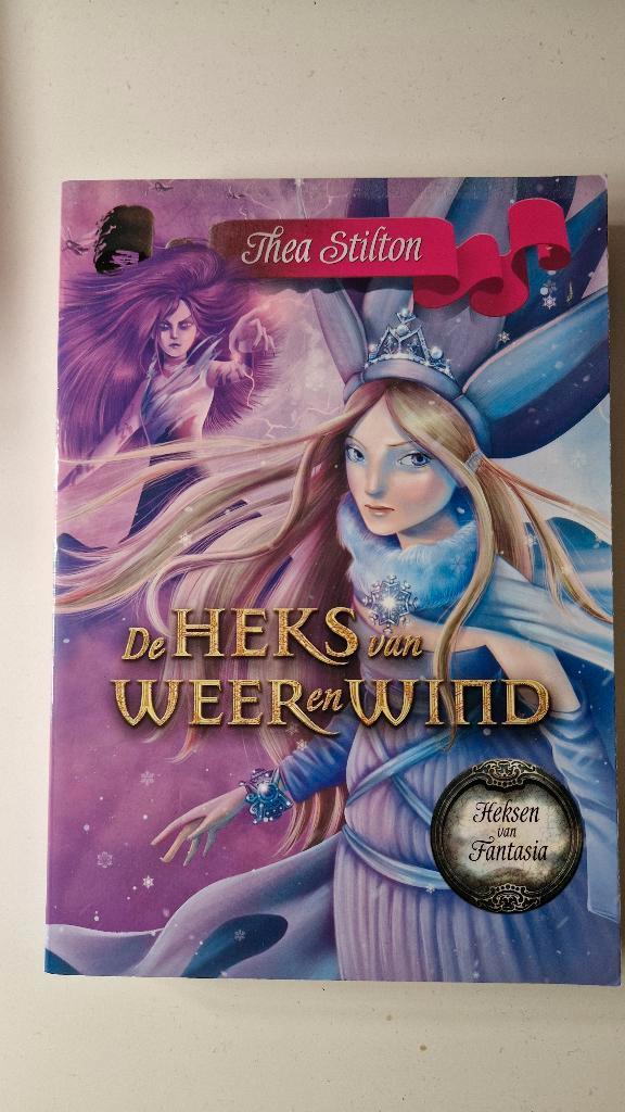 Thea Stilton - De Heks van Weer en Wind, Boeken, Kinderboeken | Jeugd | 10 tot 12 jaar, Zo goed als nieuw, Fictie, Ophalen of Verzenden
