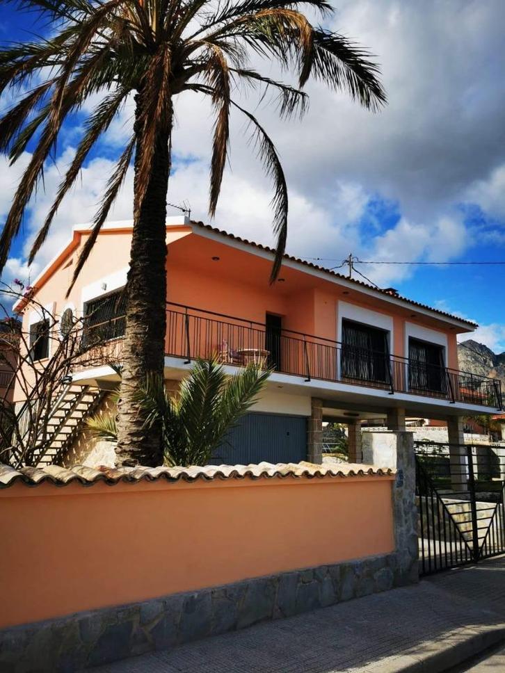 Te huur prachtige villa gelegen op 15 minuten van Benidorm, Vakantie, Vakantiehuizen | Spanje, Costa Blanca, Landhuis of Villa