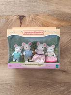 Epoch - Sylvanian Families 5308 : Marshmallow Mouse Family, Kinderen en Baby's, Ophalen of Verzenden, Nieuw