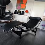 Cassina Le Corbusier lc4 Cuir noir, Maison & Meubles, Canapés | Sofas & Chaises Longues, 150 à 200 cm, Comme neuf, Cuir, Une personne