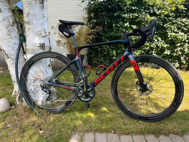 Scott foil 20 disc medium 54 (power meter + carbon wheels), Vélos & Vélomoteurs, Vélos | Vélos de course, Comme neuf, Carbone