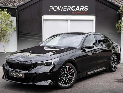 BMW 5 Serie 520 M Sport | 360 | HUD | PANO | H/K | SHADOW, Auto's, BMW, Bedrijf, Te koop, 5 Reeks, ABS, Achteruitrijcamera, Adaptive Cruise Control
