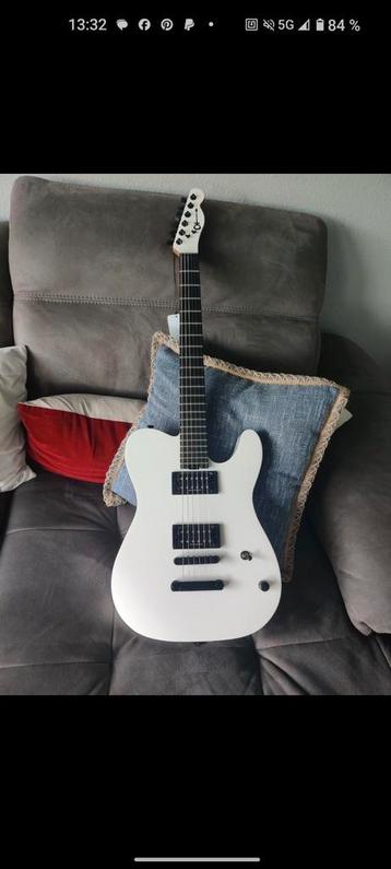 CHARVEL JOE DUPLANTIER SIGNATURE beschikbaar voor biedingen