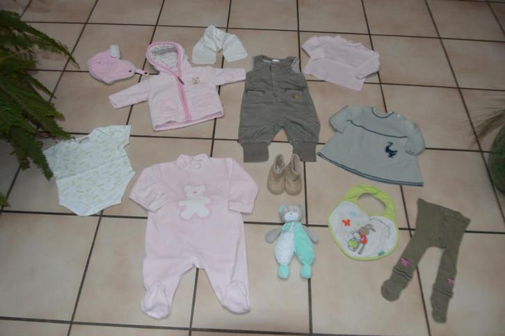Kledingset voor babymeisjes T68: T-shirt, pyjama, jurk,..., Kinderen en Baby's, Babykleding | Maat 68, Zo goed als nieuw, Meisje