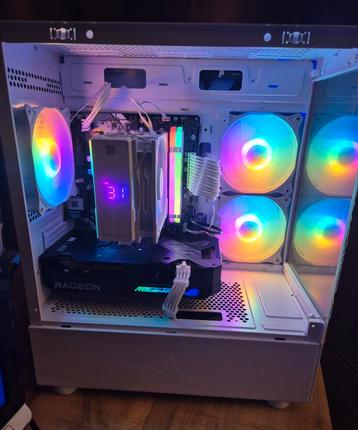 
 RX6650XT Game PC – Ryzen 5 / 32GB RAM / 1TB NVMe – Stil  beschikbaar voor biedingen