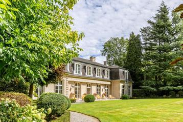 Maison à Woluwé-Saint-Pierre, 8 chambres beschikbaar voor biedingen