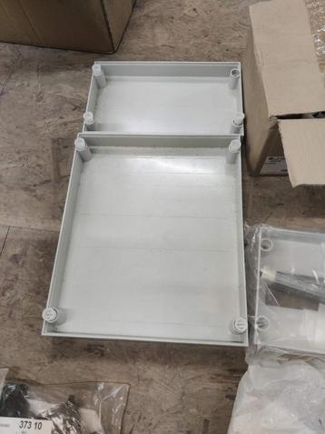 Onderdelen van industrieel verdeelbord vinckier Quixtra beschikbaar voor biedingen