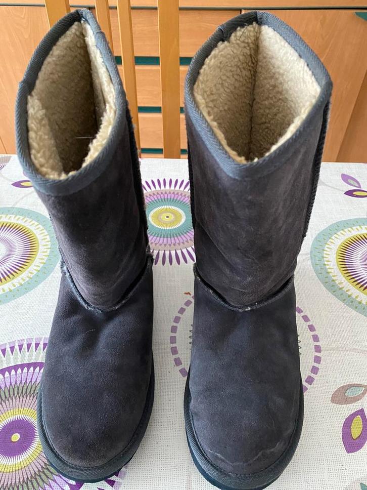 Bottines fourrées en suédine – Pointure 39 – Gris, Vêtements | Femmes, Chaussures, Comme neuf, Gris, Enlèvement ou Envoi