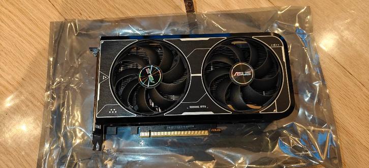 Asus RTX 3060Ti 8GB GDDR6X, Computers en Software, Videokaarten, Zo goed als nieuw, Nvidia, PCI-Express 4.0, GDDR6, HDMI, DisplayPort