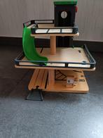 Houten parking., Doe-het-zelf en Bouw, Gereedschap | Zaagmachines, Ophalen