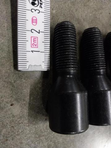 Japan Racing sterbouten 28mm beschikbaar voor biedingen
