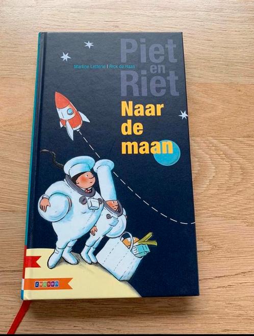 AVI meegroeiboek -beginnende lezer: Piet en Riet naar zee, Livres, Livres pour enfants | Jeunesse | Moins de 10 ans, Comme neuf