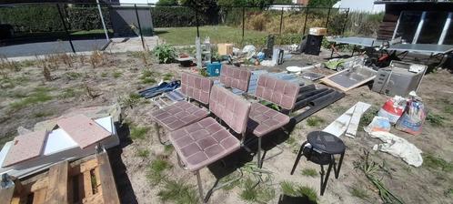 4 stoelen gratis mee te nemen, Huis en Inrichting, Stoelen, Gebruikt, Vier, Metaal, Stof, Bruin, Ophalen