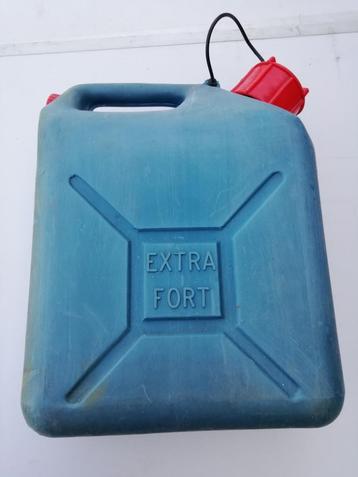 Jerrycan 5L beschikbaar voor biedingen