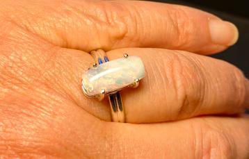 Nieuwe Zilveren ring maat 17.5 met echt opaal beschikbaar voor biedingen