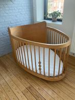 Baby/kinderbed - ovaal - in hout - als nieuw, Ophalen, Zo goed als nieuw