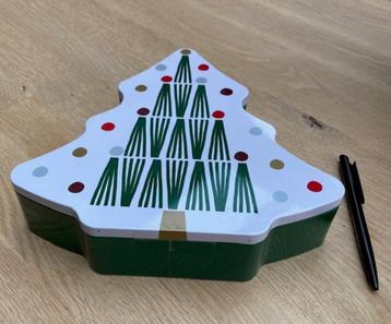 Boîte en étain en forme de sapin de Noël, Divers, Noël, Enlèvement ou Envoi, Utilisé