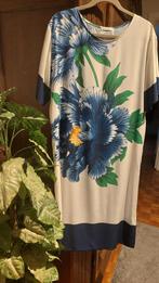 Magnifique  robe regardez le motif 42 à 46.. 13 E, Kleding | Dames, Riemen en Ceinturen, Ophalen, Nieuw