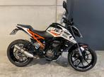 KTM Duke 125 met opties (bj 2017), Motoren, Motoren | KTM, Bedrijf, 125 cc, Overig, 11 kW of minder